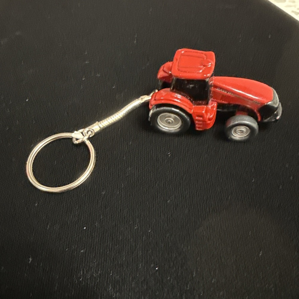 Case IH Magnum 380 Keychain